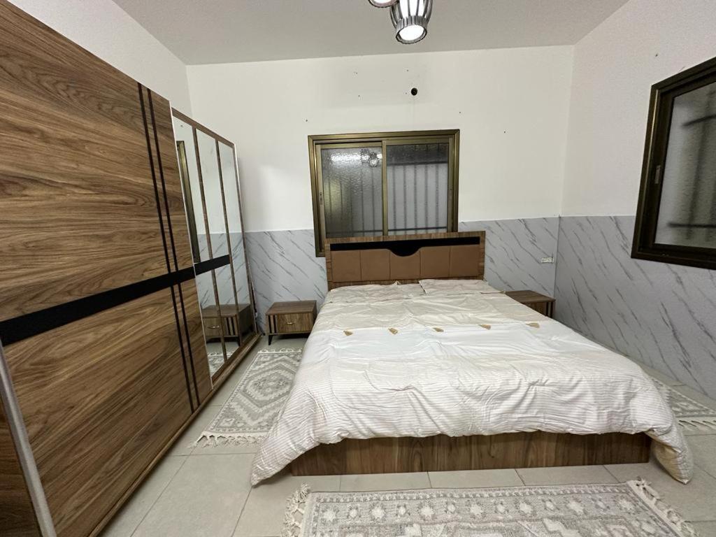 Apartmán بيت الضيافة الملكية Tulkarm Exteriér fotografie